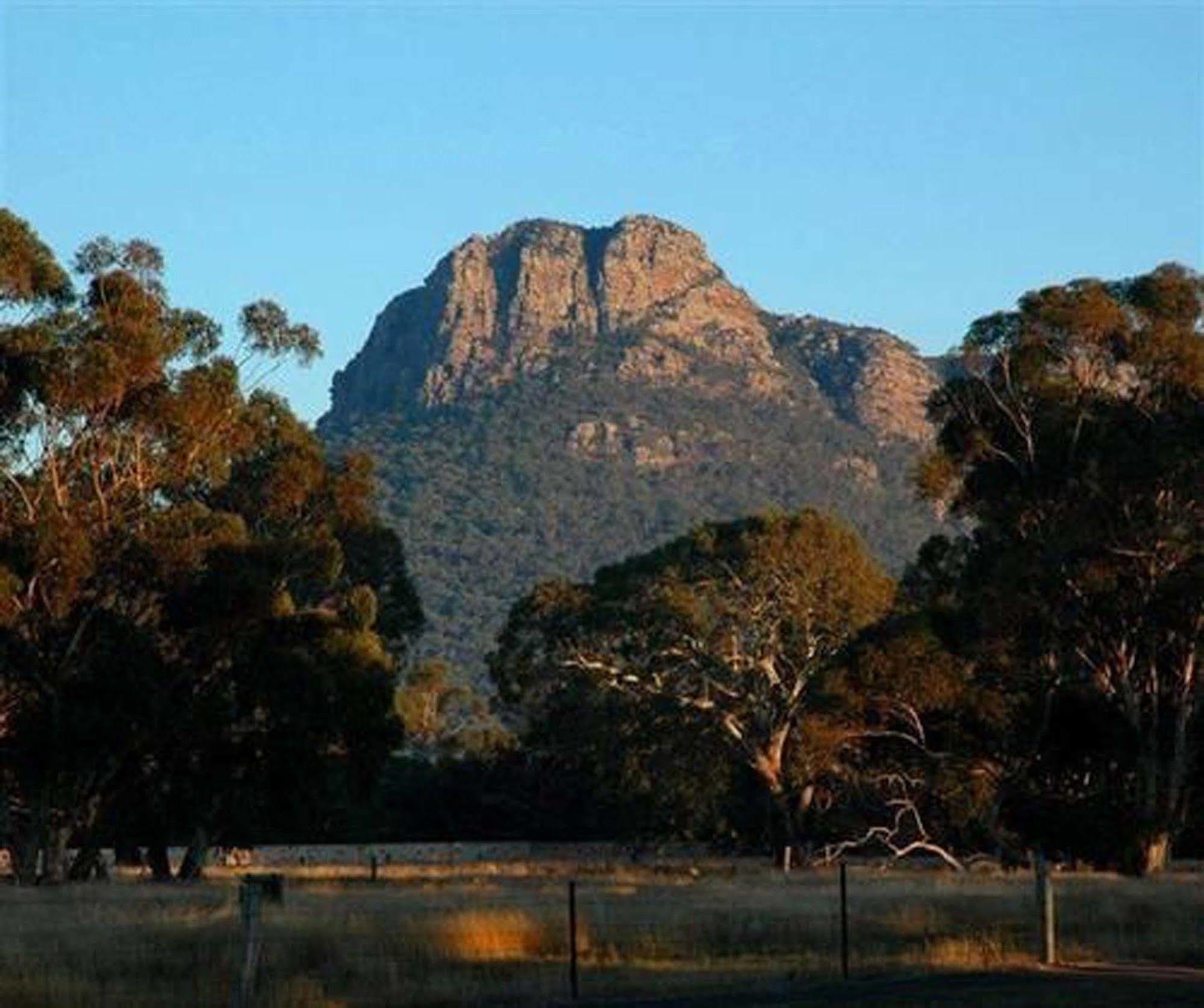 Grampians View B&B Dunkeld Exterior photo